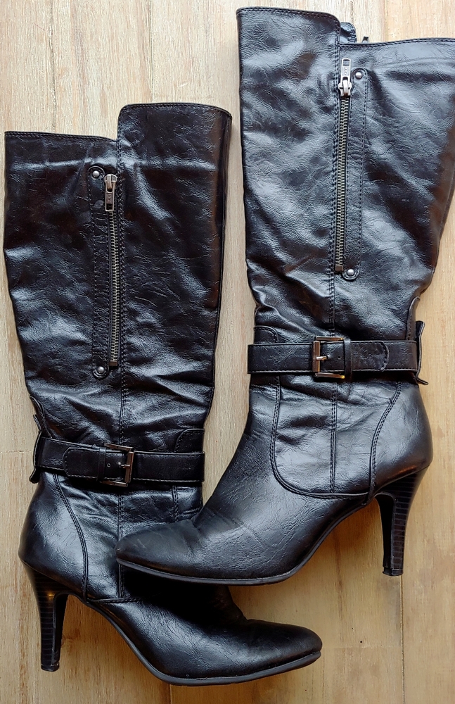 Rialto black boots
